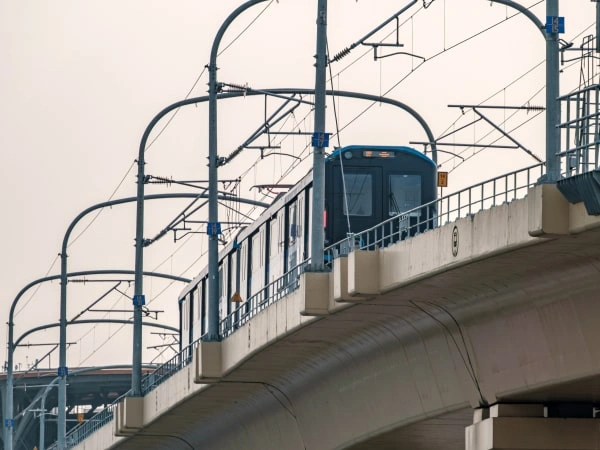 Tunnel and Bridge Adaptation