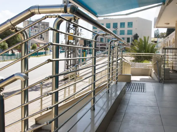 Guard Rails & Hand Railings