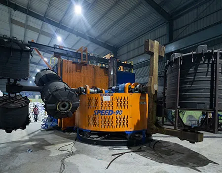 Roto molding machine