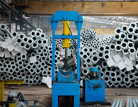 Straightening and fitting machine